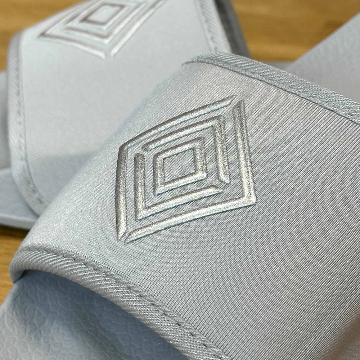 Puff-Folie-matallic-silver