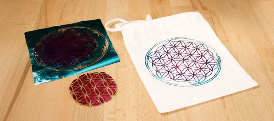 Mehrfarbig Drucken mit Veredelungsfolie